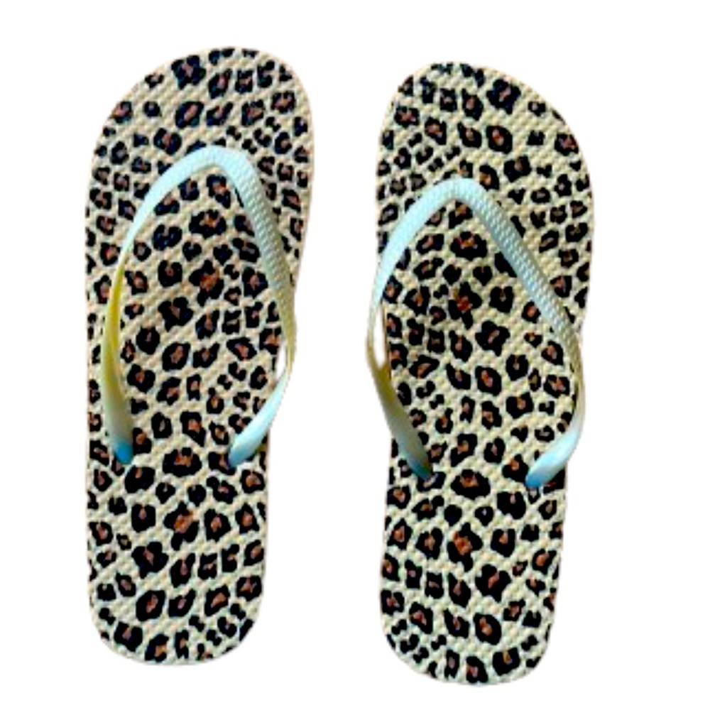 Leopard print flips flops NWOT size 9/10